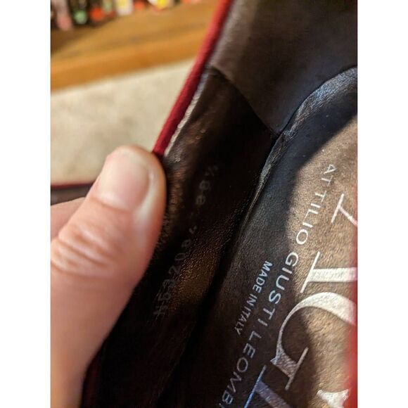 Agl suede berry grommet ballet flats sz 8.5 euc - Picture 6 of 6